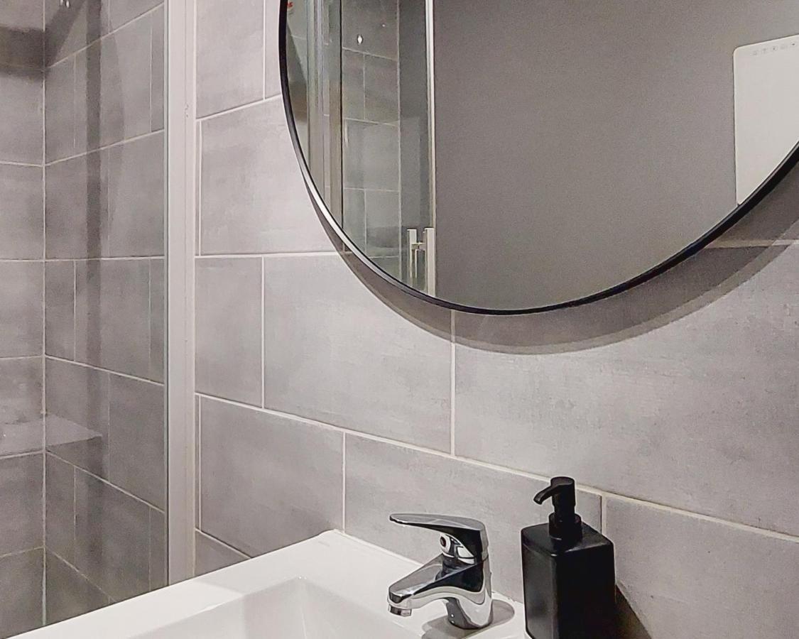 Artgrey * Ideal Pro * Roanne Secteur Gare Et Rue Pietonnes Exterior foto